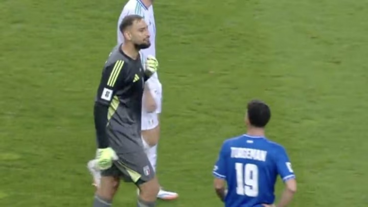 jjb-以色列队长嘲讽意大利：好像他们在踢世界最强球队，替补席快疯了