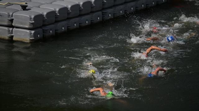 竞技宝-铁人三项没变成铁人两项，比赛时水质真的合格吗？